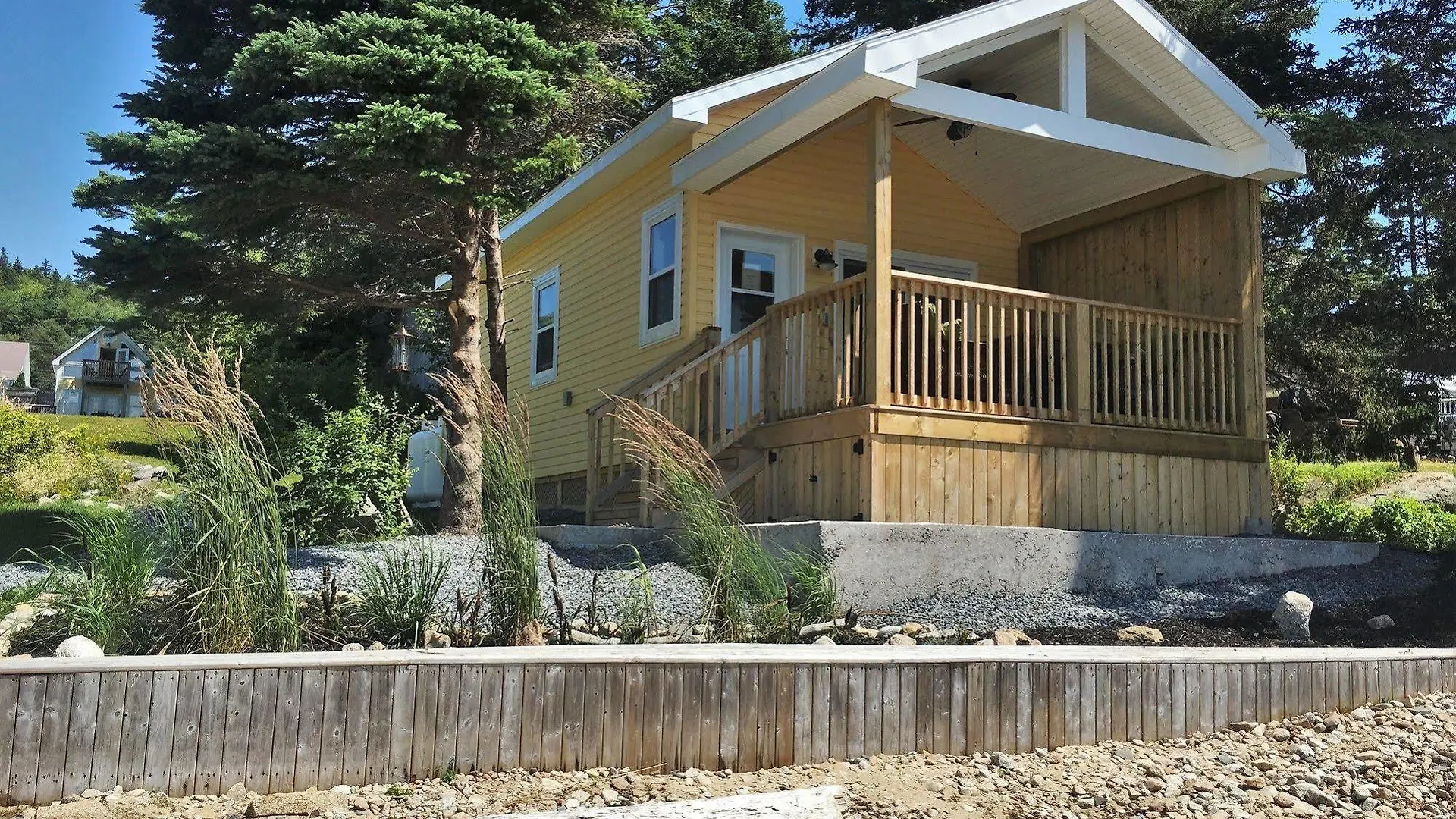 Larinda'S Landing Oceanfront Cottages Halifax